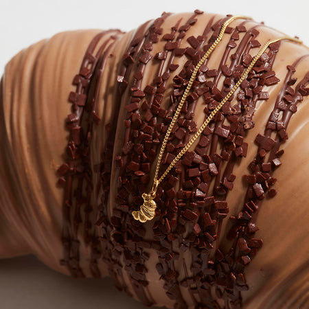 Croissant Necklace Gold